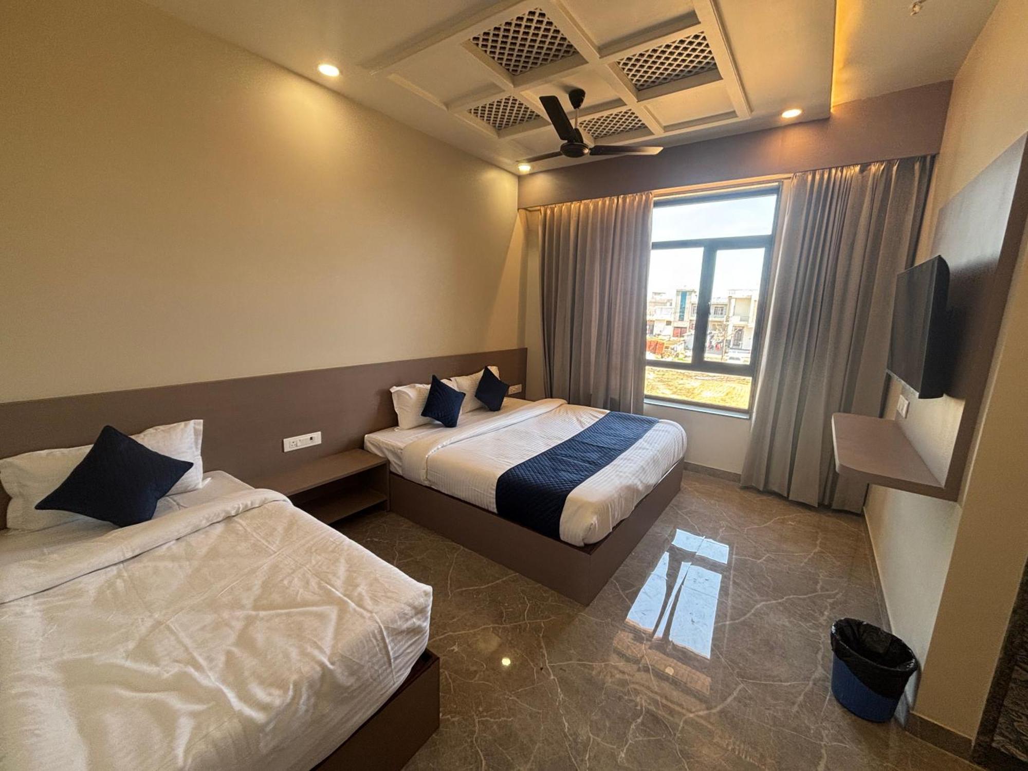 Hotel Sisodiya Palace Khatu Ngoại thất bức ảnh