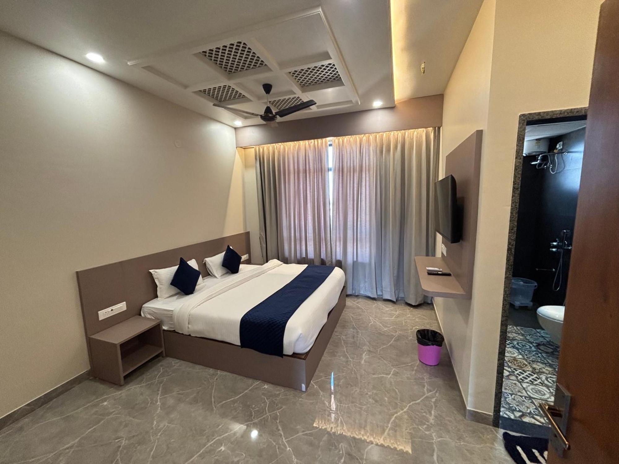 Hotel Sisodiya Palace Khatu Ngoại thất bức ảnh